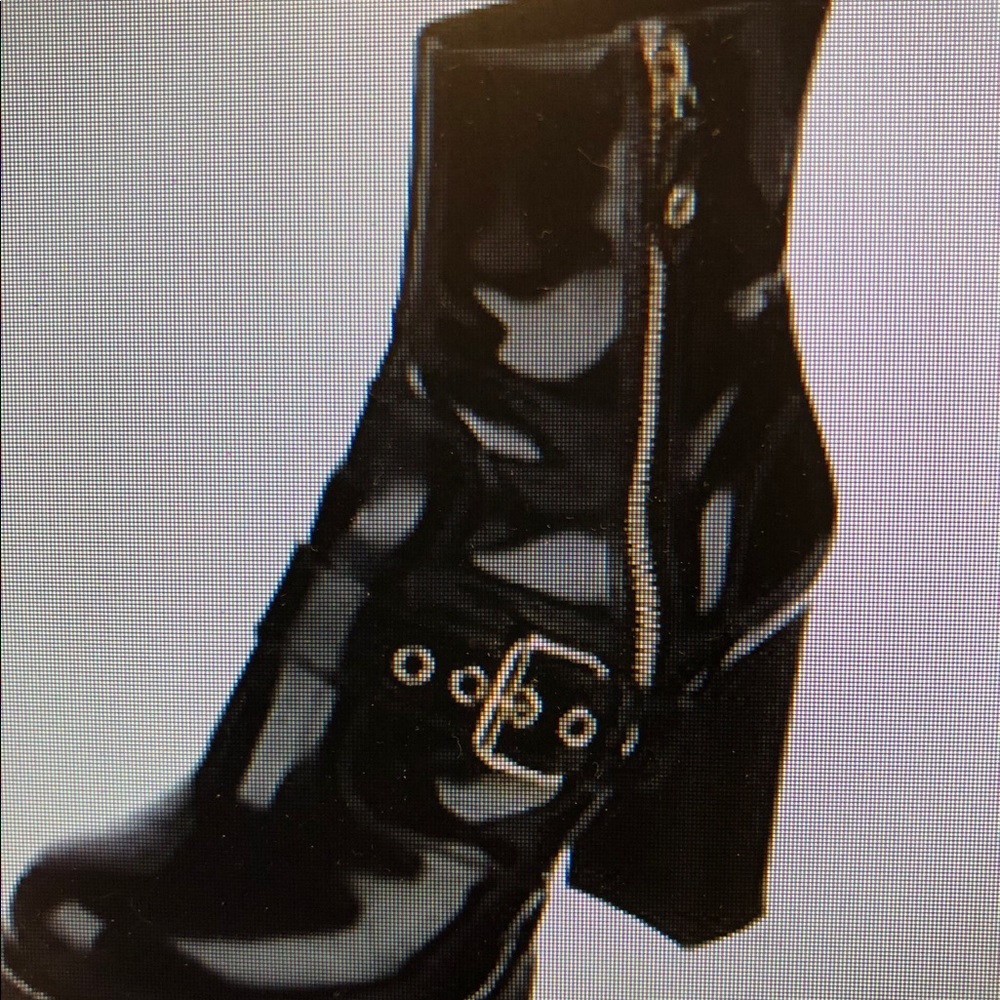 LV Star Trail boots - Picture 2 of 7